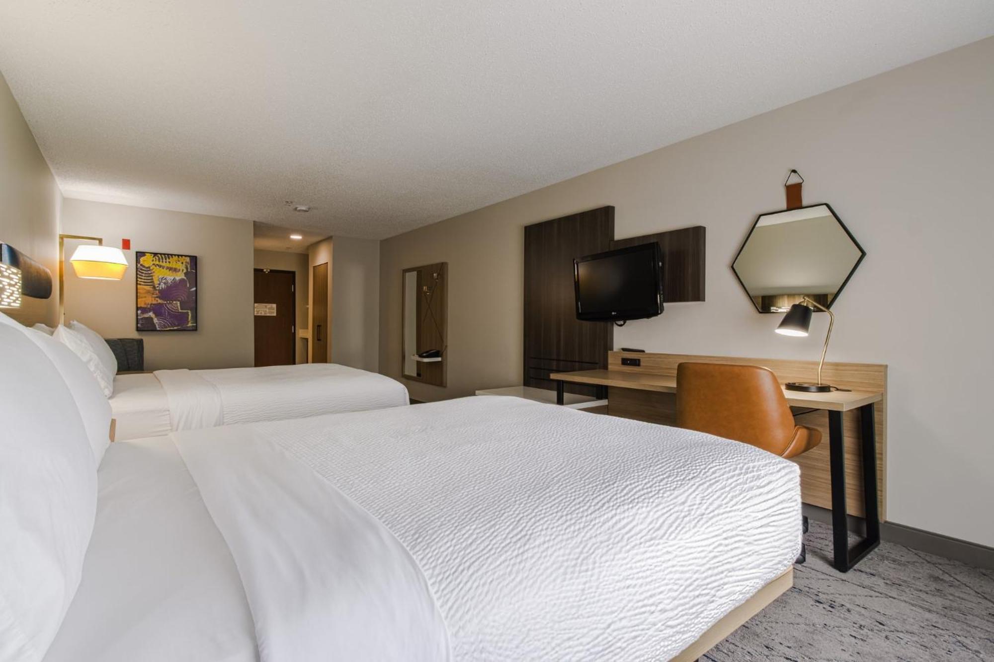 Holiday Inn Express Hartford-Newington By Ihg Екстериор снимка